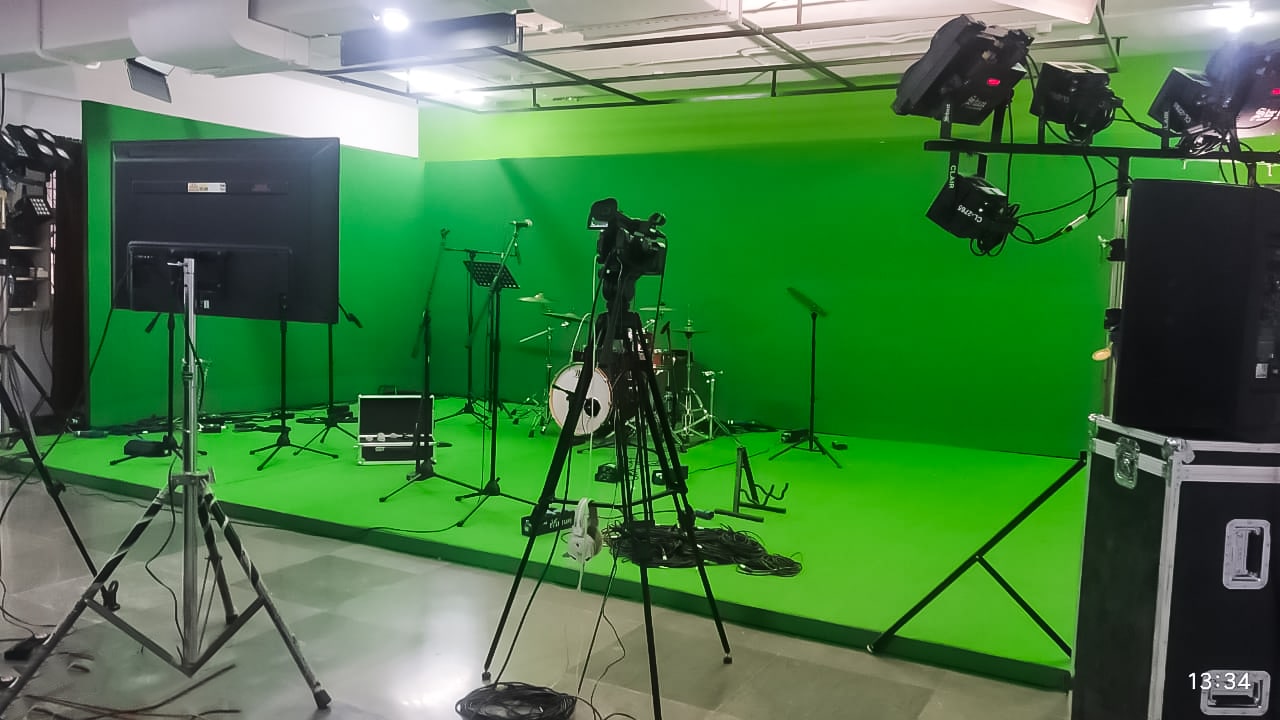 best Green screen background setup in Bangalore